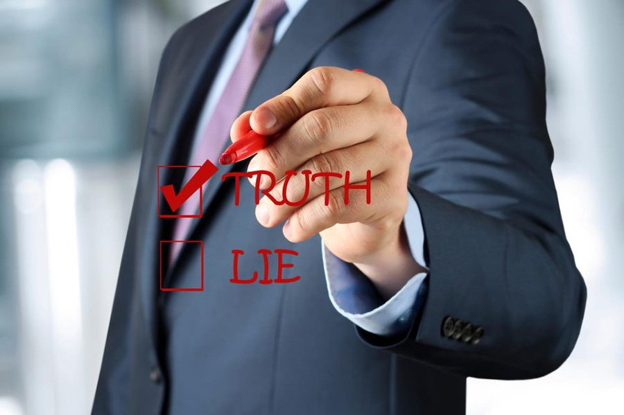 دوراهی سیاست صداقت و دروغگویی» 