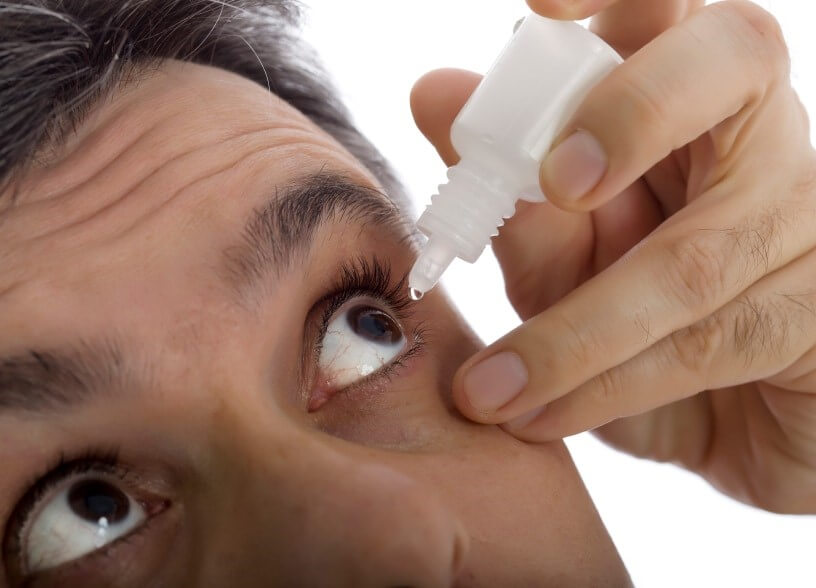 استفاده از قطره چشمی برای رفع عوارض آلرژی