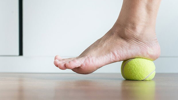 انجام ورزش برای درمان خار موجود در پاشنه پا
