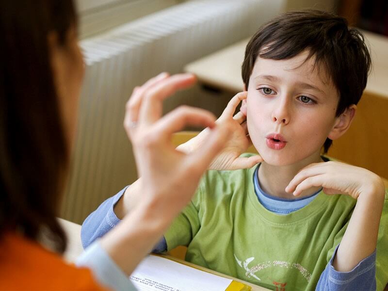 گفتار درمانی در کودکی