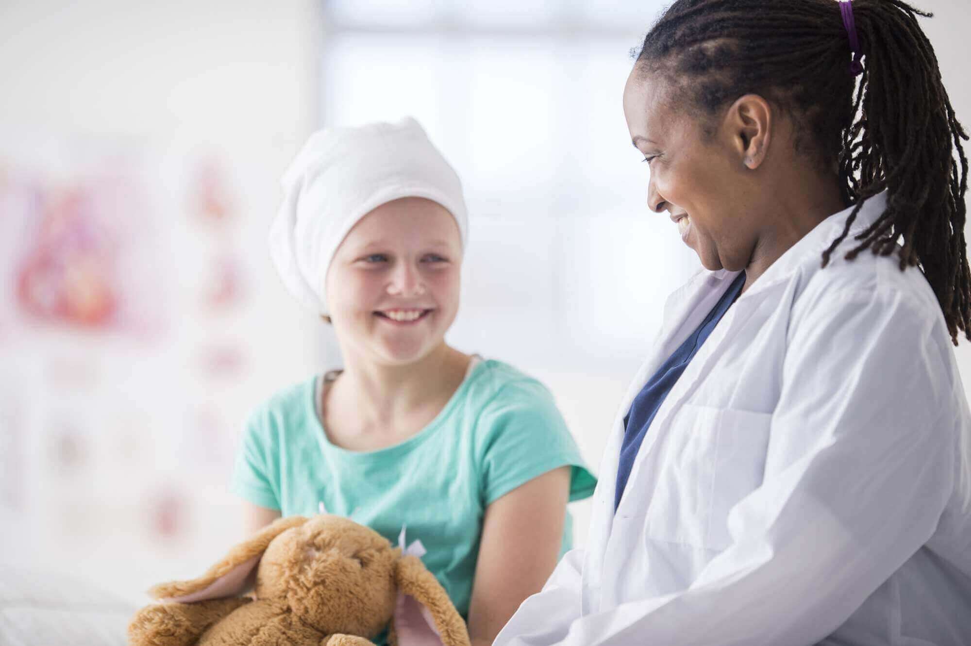 علائم سرطان خون در کودکان و نوجوانان