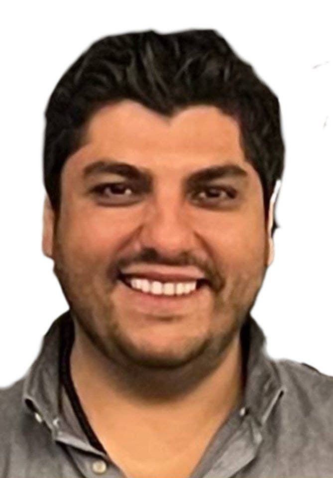 تصویر دکتر وحید وقاریان