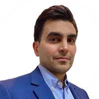 تصویر دکتر محمد امید