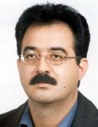 تصویر دکتر حسین شاکری نژاد