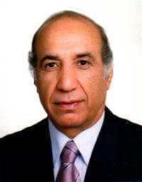 تصویر دکتر خلیل مؤمنی