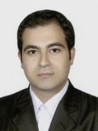 تصویر دکتر مهدی بیات